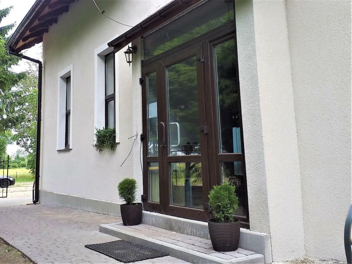 Stara Szkolas7 Noclegi,Mzajezierze 8 14-330 Mazury Maldyty Exterior photo